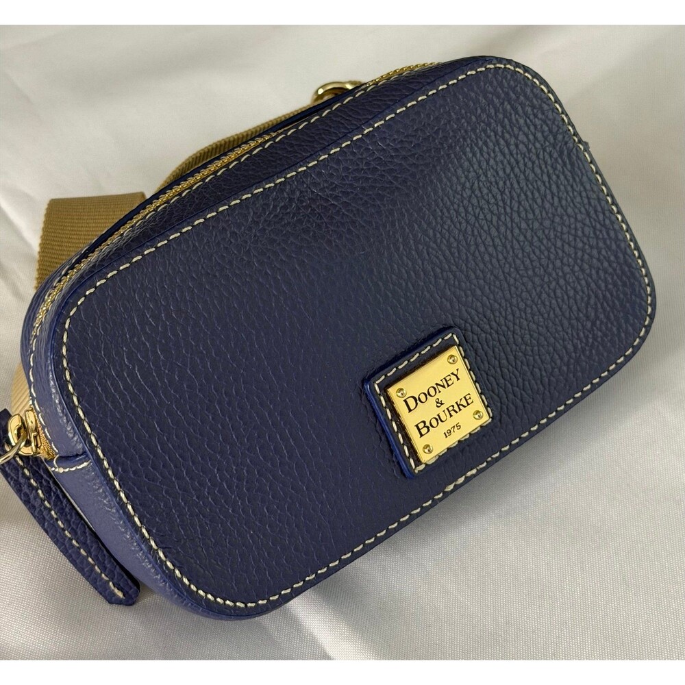 Dooney & Bourke Lucca Belt Bag
